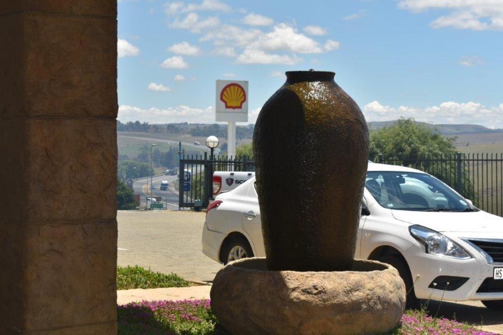 Protea Hotel By Marriott Harrismith Montrose Екстериор снимка
